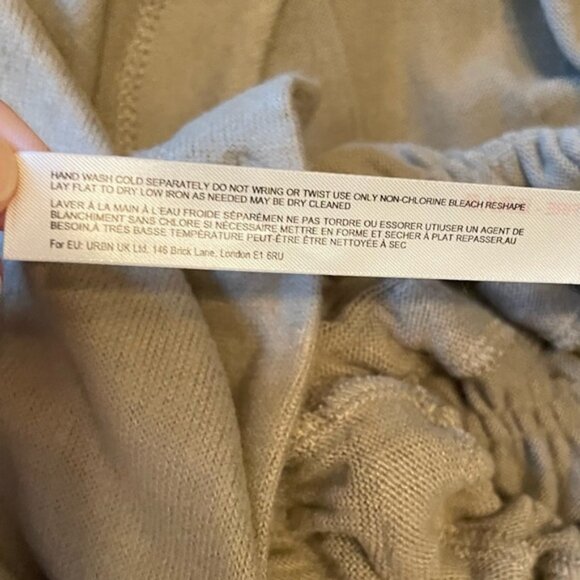 Free People Intimately Khaki Army Jumpsuit Size Large Button Up Slouchy Barrel - Picture 9 of 10